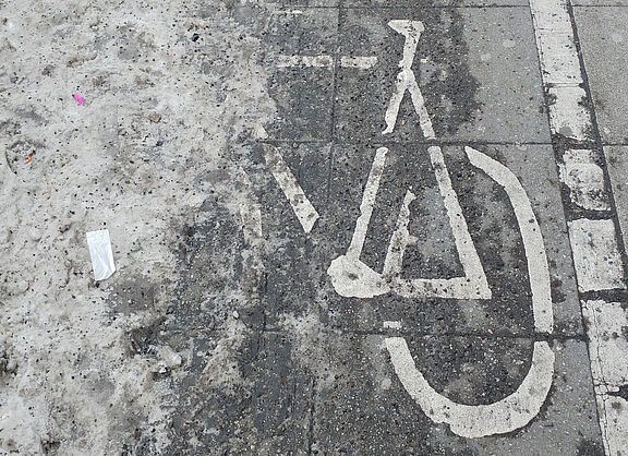 Radweg unkenntlich Wo ist der Radweg?